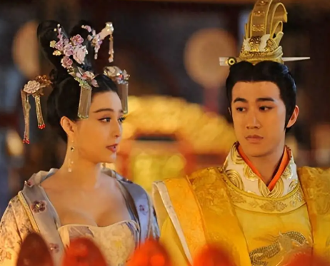 双帝宠爱下的权力博弈:武则天为何独得李治皇后之位