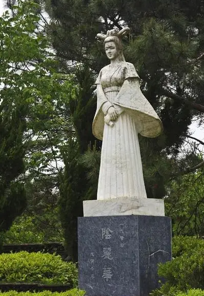 阴丽华:东汉贤后的历史镜像与精神坐标