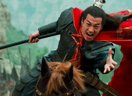 傲骨之下藏敬畏:关羽对吕布的特殊态度解析